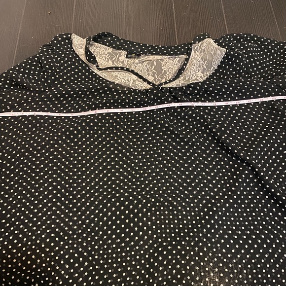 Expressa U.S.A. Sheer Black and White Polka Dot Blouse - Picture 4 of 5